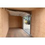 Garage préfabriqué en containers maritimes 28 m² avec porte sectionnelle extra large